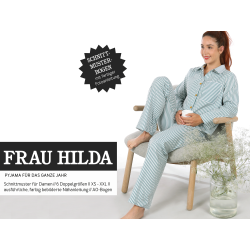 Frau Hilda - Pyjama für das ganze Jahr